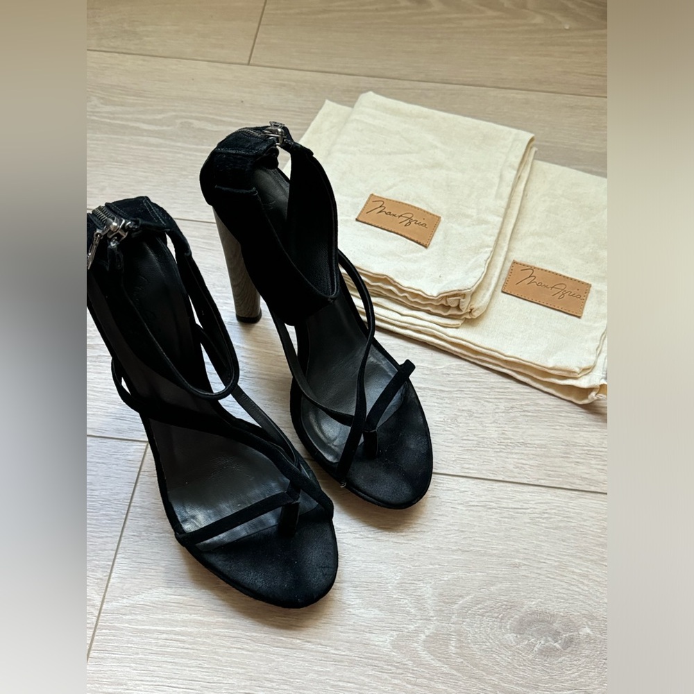 BCBG MAXAZRIA Jasmin Black Suede Ankle Cuff Open Sandals Women's Size 8.5 M